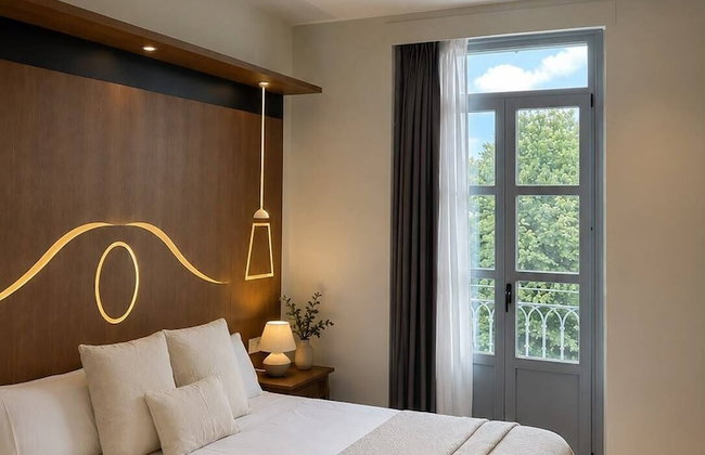 Legazpi Doce Rooms & Suites - Photo 9
