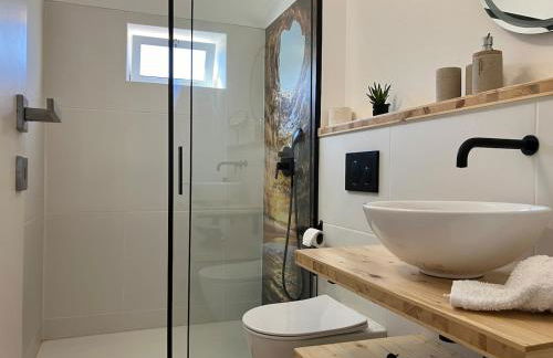 Boutique holiday home "Casa da vida doce" I Private, quiet & stylish I Pool, garden, sea view I For families, friends & couples - Foto 19