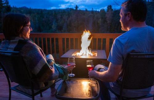 Secluded Lodge - Hot Tub, Views, Arcade - Foto 4