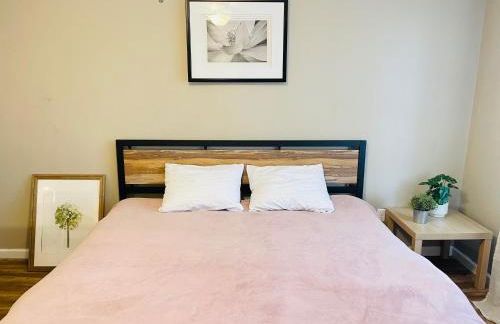 Spacious home, 3 king beds, huge backyard near UM - Foto 17