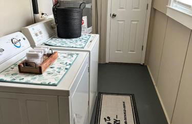 Charming 2 bed home - Close to Downtown Concord - Foto 15