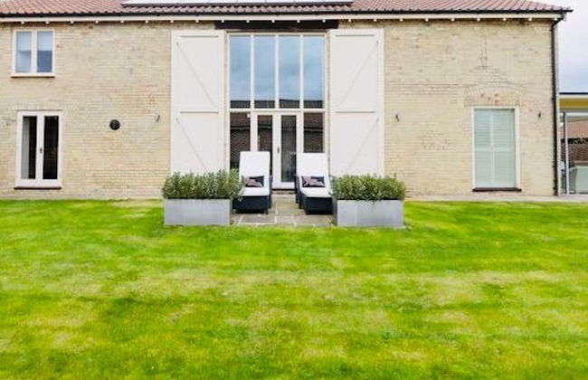 Tye Barn in Brinkley - Photo 34