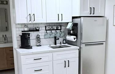 1BR 1BA Kitchenette, Arcade, Patio BBQ, Fire Pit - Foto 17