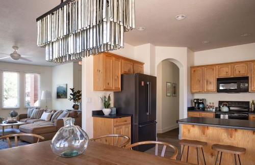 Luxury 3BR in Upscale Neighborhood Pet Friendly - Foto 5