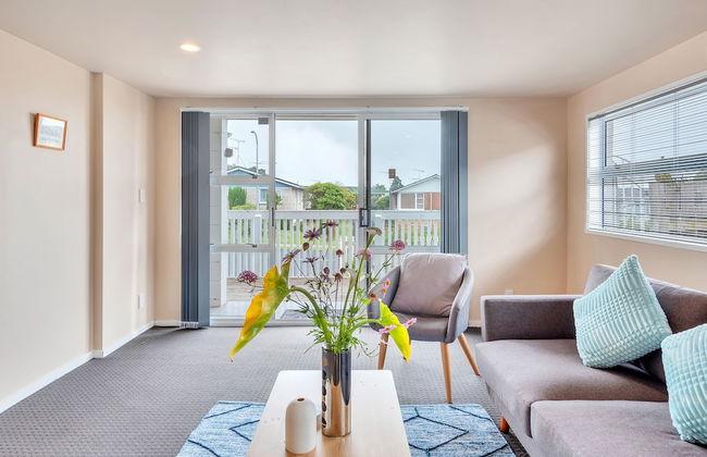 Sunny Three Bedroom Pakuranga Delight - Foto 23