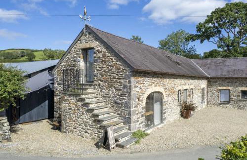 Cartws at Pentrecelyn - styilish barn conversion with large kitchen and outdoor space - Foto 1