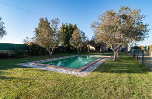 Casa com Piscina Privada em Palmela - Jardim & Estacionamento - Foto 40