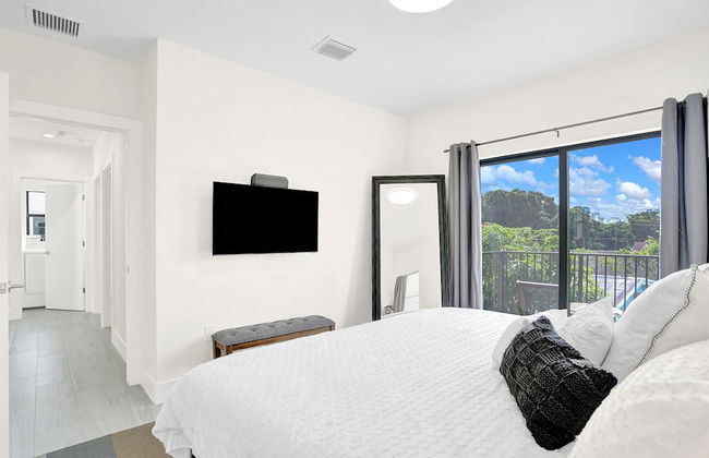 The Zen Suites - Photo 25