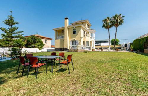 Star's House Sevilla.Con piscina,10 min de Sevilla - Foto 14