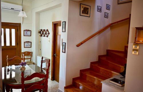 The Teacher's House - Foto 32