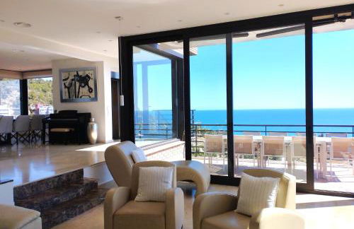 Sitges Spaces Sea View Villa- 6 Bedrooms, 5 bathrooms, 2 private pools, Near center - Foto 80