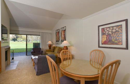 Incredible Golf Course View at Silverado - Foto 3