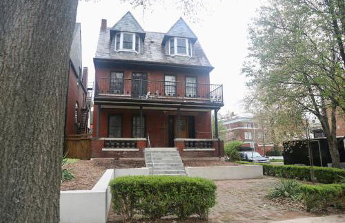 CWE Luxury La Maison Modern - Foto 1