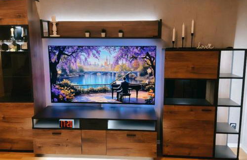 zentrale Design-Ferienwohnung mit Balkon und Stellplatz in Karlsruhe - APOLONIAliving - Foto 4