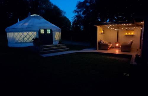 1 Bed in Rhydowen 85415 - Photo 2