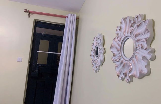 Lux Suites Sentosa Heights Utawala - Photo 13