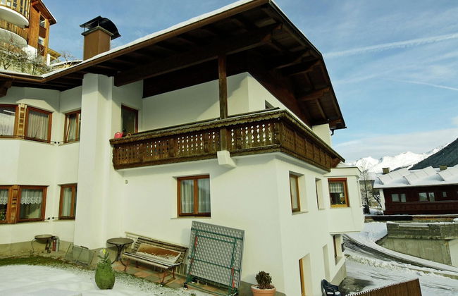 Apartment in Kappl Near Ski Lift - Foto 1