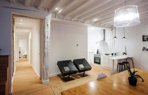 Apartamento minimalista en el corazón de Bilbao - Foto 2
