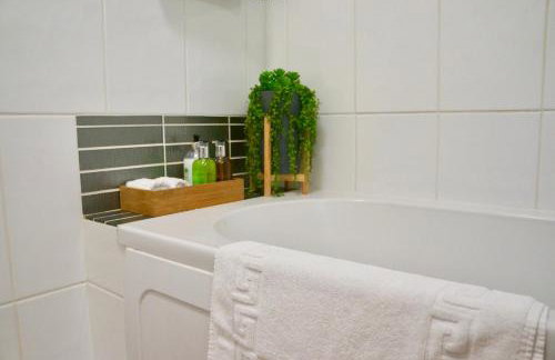✪ Luxury 2-bed City Apt Near Westfield- 7 Min Walk - Foto 22