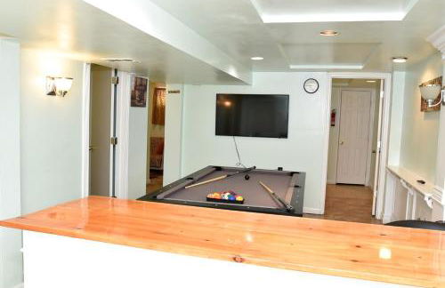 Handsome Home Renovated - close to Metro - Foto 17