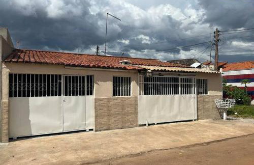 Bela casa, 2 qtos Taguatinga-DF - Foto 2
