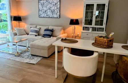 "Saint-Tropez" Superbe appartement avec Terrasse Jardin et Parking privé - Photo 5