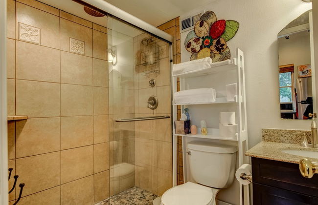 2BD Chic Cottage Mtns Walk Everywhere - Foto 16