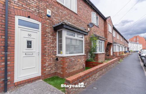 Spacious 2BR Home w Garden 2-Min Walk to Town - Foto 28