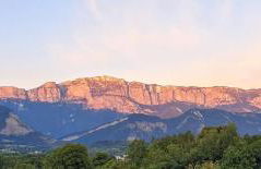 Appartement neuf, avec vue montagnes. - Foto 16