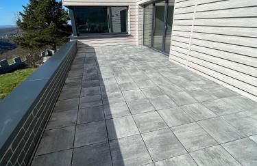 Wunderschöne 2,5 - Zimmer- Ferienwohnung mit Terrasse und Fernblick im Vordertaunus - Foto 2