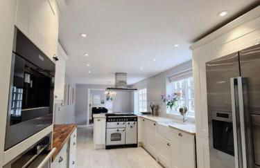 A luxury unique home spa - White Stones Retreats. - Photo 23