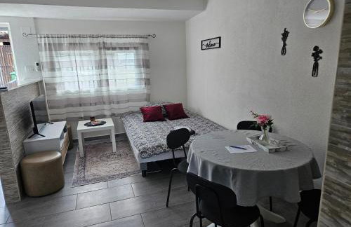 Tiny House Ciciban - self check in and check out - Foto 14