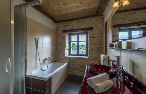 Village Miljavci - Photo 22