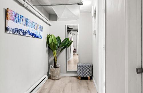 Contemporary Finishes - Studio Apt - Sloans Lake - Foto 3