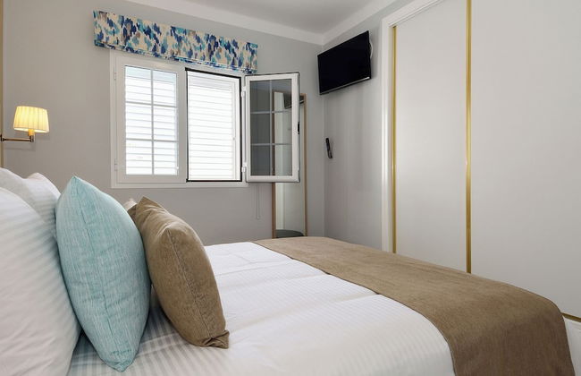 3bed Villa- Pool, Outdoor Dining Terrace, Sea View - Photo 2