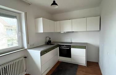 LOOT LARGE /Stadtrand /Parkplatz - Foto 17