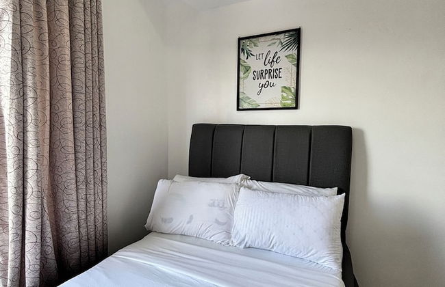 A Smooth & Cozy City Loft - Photo 4