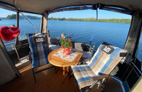 TraumZeitBoot Amavida Yacht auf dem Scharmützelsee Bad Saarow - Foto 4