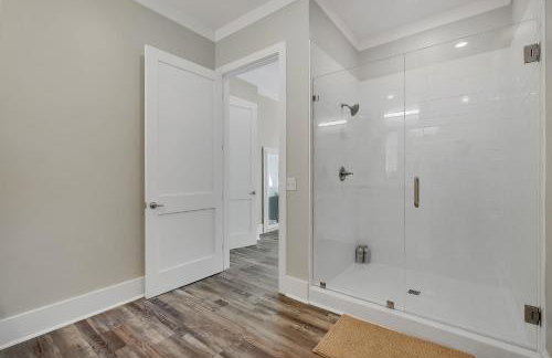 Mallard Pointe Unit 200- Luxury Condo- Conveniently Located! - Foto 21