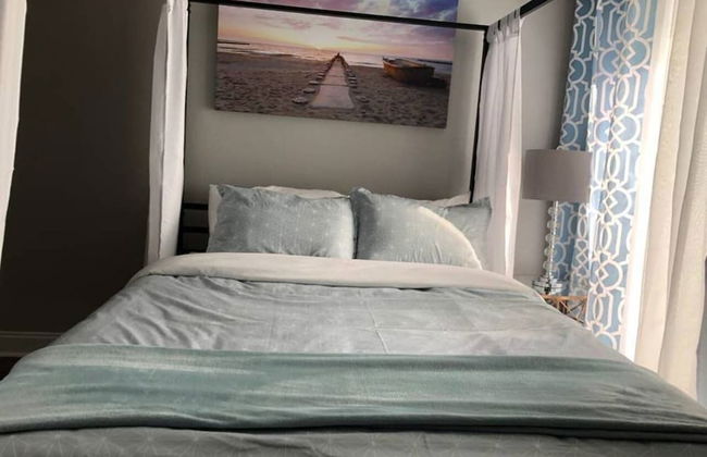 6151 Sandcrest · Next to Universal. Pool Sleep 9. Walk to Park - Photo 3