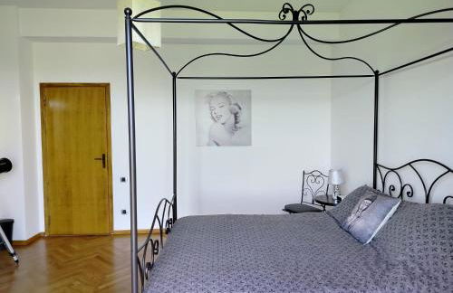 CASA DORIS Montecarotto, Le Marche - Top Lage, Glasfaser WIFI, neu renoviert - Foto 77