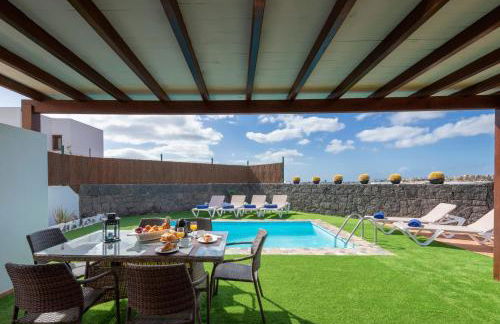 Villas Puerto Rubicon - Foto 32