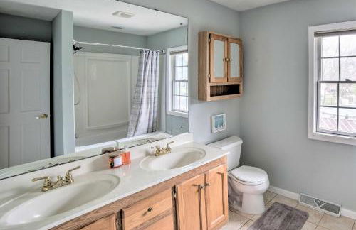 Spacious Getaway with Heated Private Pool! - Foto 20