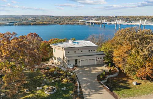 Family Lake Retreat Private Beach Dock Views - Foto 5