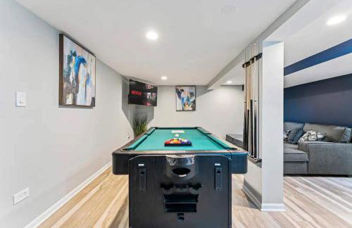 Newly remodeled Near Lake 4BR Hot Tub Navy Family home - Foto 17