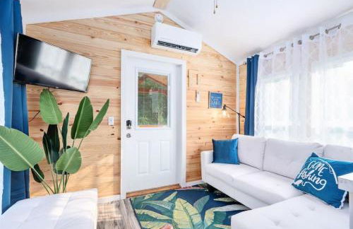 8 All Decked Out, Luxury Tiny House, Boat Parking Mins to Lake Guntersville, Downtown - Foto 16