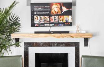 5BR 2BA Fun Family Home Sleeps 12 Pinball TVs 15m DT - Foto 26