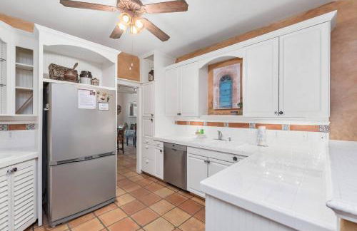 Spirit of Aggieland Retreat-HugeYard-1 Mile to A&M - Foto 14