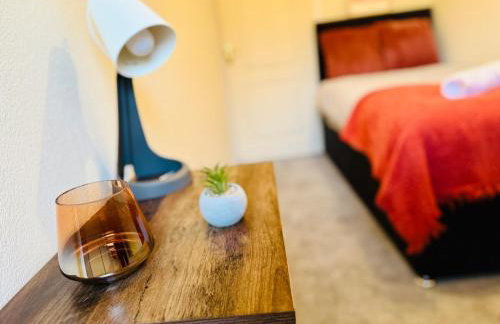 Professional 4BR House - Lace Market, Uni, QMC, City Centre & M1 - Sleeps 8 - Foto 37