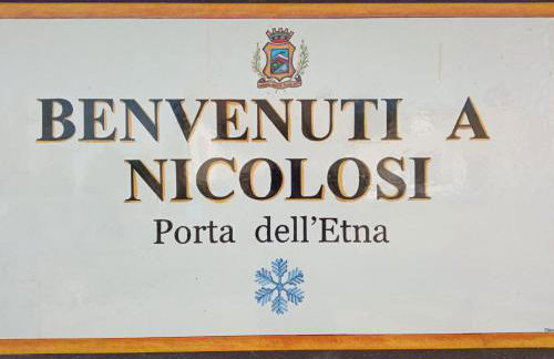 La Casa di Ary alle pendici dell'Etna - Foto 18